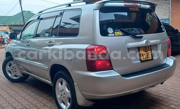 Acheter Occasion Voiture Toyota Kluger Autre à Bombo, Central Acheter Occasion Voiture Toyota Kluger Autre à Bombo, Central