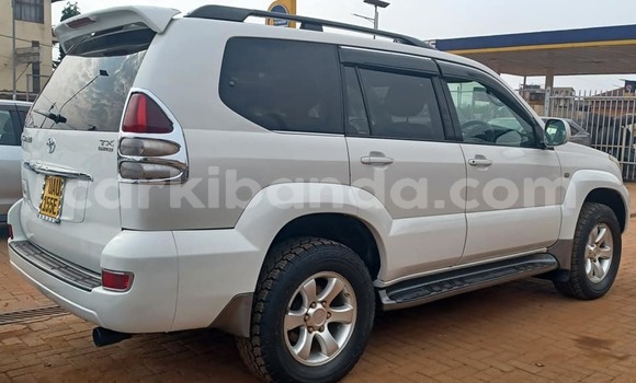 Buy Used Toyota Prado White Car in Bugiri in Eastern Buy Used Toyota Prado White Car in Bugiri in Eastern