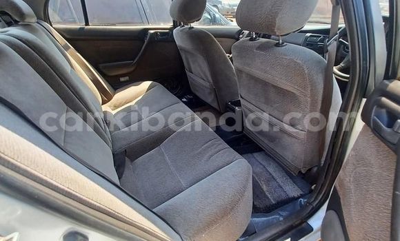 Buy Used Toyota Corolla White Car in Bugembe in Eastern Buy Used Toyota Corolla White Car in Bugembe in Eastern