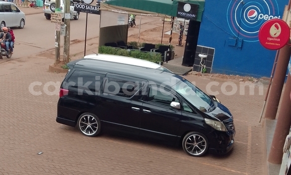 Acheter Occasion Voiture Toyota Alphard Noir à Kampala, Ouganda