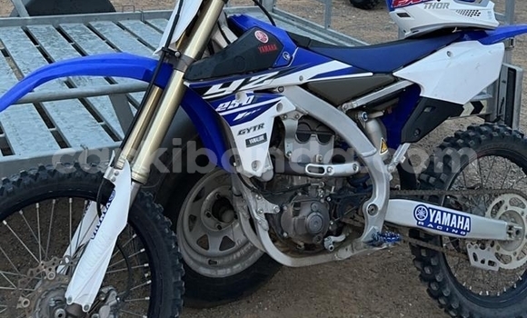 Acheter Occasion Moto Yamaha YZ Bleu à Kampala, Ouganda