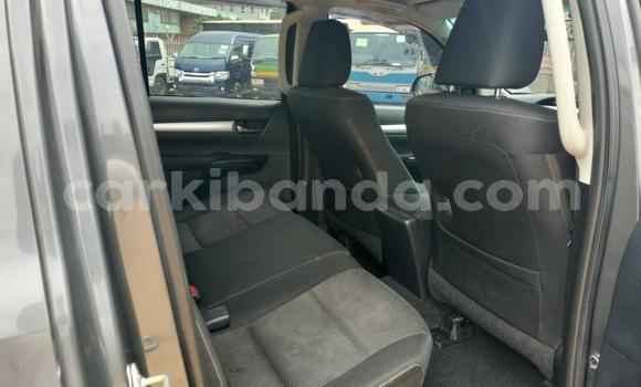 Nunua Imported Toyota Hiluxe Revo Nyingine Gari ndani ya Kampala nchini Uganda Nunua Imported Toyota Hiluxe Revo Nyingine Gari ndani ya Kampala nchini Uganda
