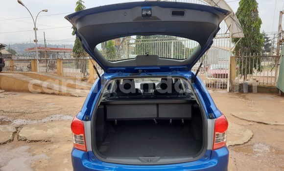 Acheter Import Voiture Toyota Fielder Bleu à Kampala, Ouganda Acheter Import Voiture Toyota Fielder Bleu à Kampala, Ouganda