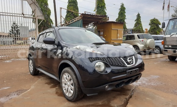 Nunua Imported Nissan Juke Nyeusi Gari ndani ya Kampala nchini Uganda Nunua Imported Nissan Juke Nyeusi Gari ndani ya Kampala nchini Uganda