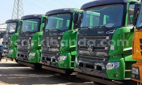 Buy New Scania 142E Green Truck in Kampala in Uganda