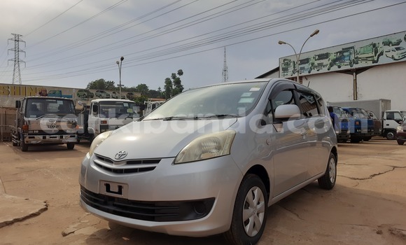 Acheter Import Voiture Toyota Passo Sette Gris à Kampala, Ouganda Acheter Import Voiture Toyota Passo Sette Gris à Kampala, Ouganda