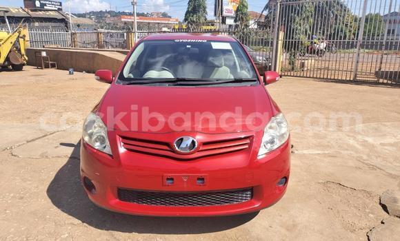 Acheter Import Voiture Toyota Auris Rouge à Kampala, Ouganda Acheter Import Voiture Toyota Auris Rouge à Kampala, Ouganda
