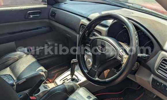 Acheter Occasion Voiture Subaru Brat Rouge à Arua, Ouganda Acheter Occasion Voiture Subaru Brat Rouge à Arua, Ouganda