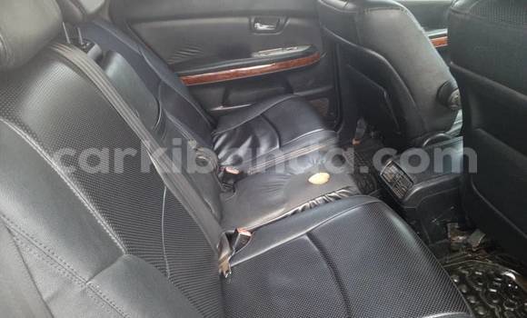 Acheter Occasion Voiture Toyota Harrier Blanc à Bombo, Central Acheter Occasion Voiture Toyota Harrier Blanc à Bombo, Central