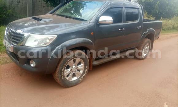 Acheter Occasion Voiture Toyota Hiluxe VIGO Autre à Bombo, Central Acheter Occasion Voiture Toyota Hiluxe VIGO Autre à Bombo, Central