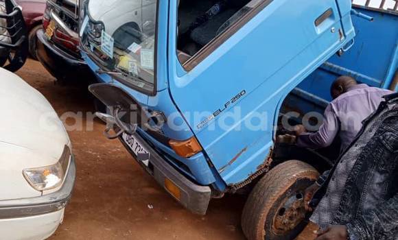 Buy Used Isuzu Impulse Blue Car in Bugiri in Eastern
