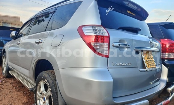Acheter Occasion Voiture Toyota Vanguard Autre à Bugembe, Est Acheter Occasion Voiture Toyota Vanguard Autre à Bugembe, Est