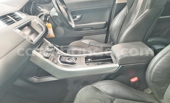 Acheter Occasion Voiture Land Rover Range Rover Evoque Blanc à Bundibugyo, Occidental Acheter Occasion Voiture Land Rover Range Rover Evoque Blanc à Bundibugyo, Occidental