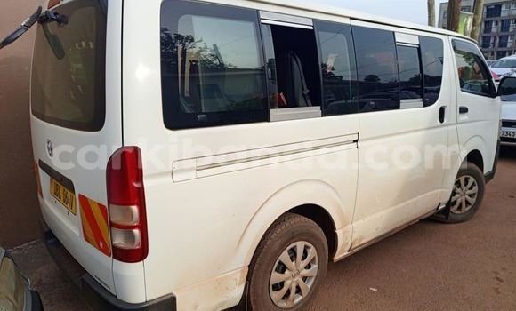 Acheter Occasion Voiture Toyota Hiace Blanc à Bugiri, Est Acheter Occasion Voiture Toyota Hiace Blanc à Bugiri, Est