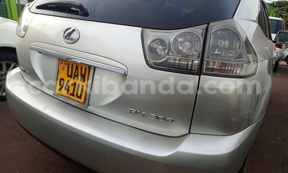 Acheter Occasion Voiture Toyota Harrier Autre à Bombo, Central Acheter Occasion Voiture Toyota Harrier Autre à Bombo, Central