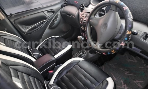 Acheter Occasion Voiture Toyota Vitz Autre à Bombo, Central Acheter Occasion Voiture Toyota Vitz Autre à Bombo, Central