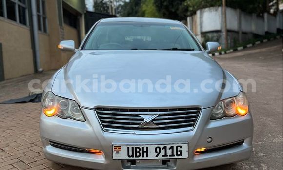 Nunua Ilio tumika Toyota Mark X Nyingine Gari ndani ya Bugiri nchini Mashariki