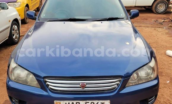 Acheter Occasion Voiture Toyota Altezza Bleu à Bombo, Central Acheter Occasion Voiture Toyota Altezza Bleu à Bombo, Central