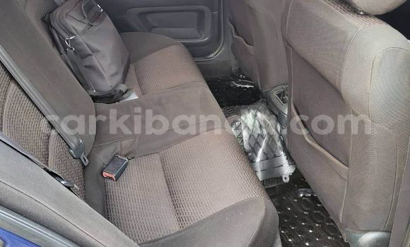 Acheter Occasion Voiture Toyota Altezza Bleu à Bombo, Central Acheter Occasion Voiture Toyota Altezza Bleu à Bombo, Central