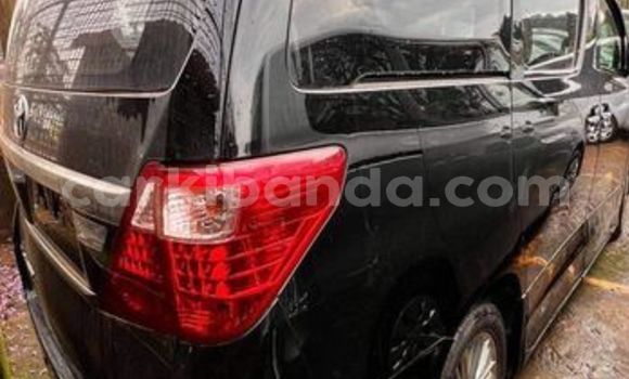 Nunua Ilio tumika Toyota Alphard Nyingine Gari ndani ya Kampala nchini Uganda