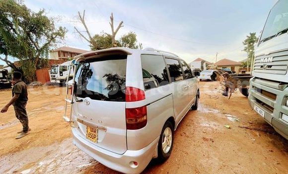 Buy Used Toyota Noah Other Car in Kampala in Uganda Buy Used Toyota Noah Other Car in Kampala in Uganda