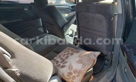 Gura Yakoze Toyota Opa Other Imodoka i Kampala mu Uganda Gura Yakoze Toyota Opa Other Imodoka i Kampala mu Uganda