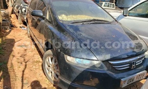 Gura Yakoze Toyota Opa Other Imodoka i Kampala mu Uganda Gura Yakoze Toyota Opa Other Imodoka i Kampala mu Uganda