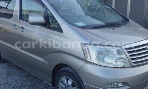 Gura Yakoze Toyota Alphard Other Imodoka i Kampala mu Uganda Gura Yakoze Toyota Alphard Other Imodoka i Kampala mu Uganda