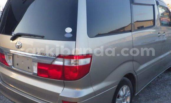 Gura Yakoze Toyota Alphard Other Imodoka i Kampala mu Uganda Gura Yakoze Toyota Alphard Other Imodoka i Kampala mu Uganda