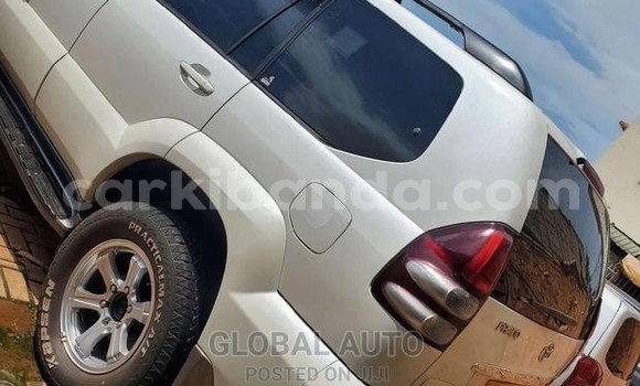 Buy Used Toyota Prado White Car in Kampala in Uganda Buy Used Toyota Prado White Car in Kampala in Uganda
