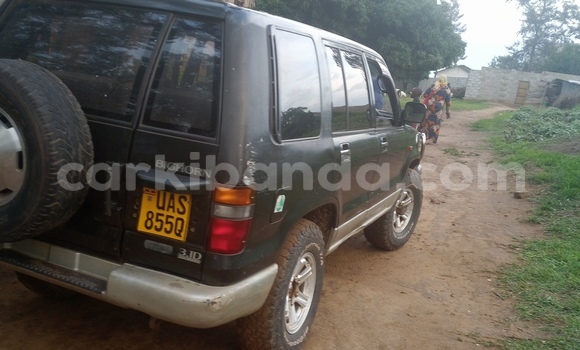 Buy Used Isuzu Bighorn Green Car in Mbarara in Uganda Buy Used Isuzu Bighorn Green Car in Mbarara in Uganda