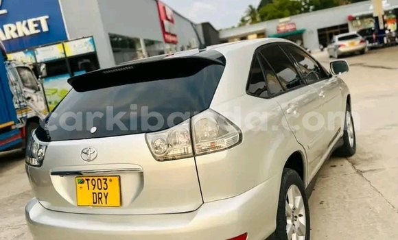Gura Yakoze Toyota Harrier Other Imodoka i Hoima mu Uganda Gura Yakoze Toyota Harrier Other Imodoka i Hoima mu Uganda