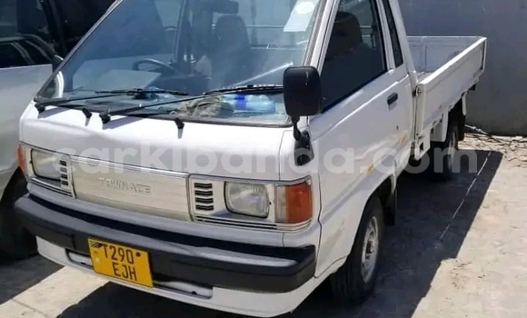 Acheter Occasion Voiture Toyota Town Ace Blanc à Hima, Occidental Acheter Occasion Voiture Toyota Town Ace Blanc à Hima, Occidental