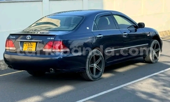 Acheter Occasion Voiture Toyota Crown Noir à Bugiri, Est Acheter Occasion Voiture Toyota Crown Noir à Bugiri, Est