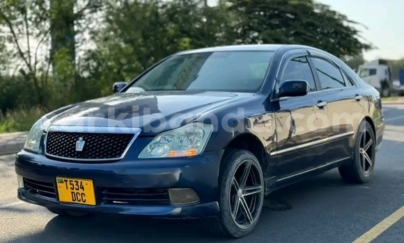 Acheter Occasion Voiture Toyota Crown Noir à Bugiri, Est Acheter Occasion Voiture Toyota Crown Noir à Bugiri, Est