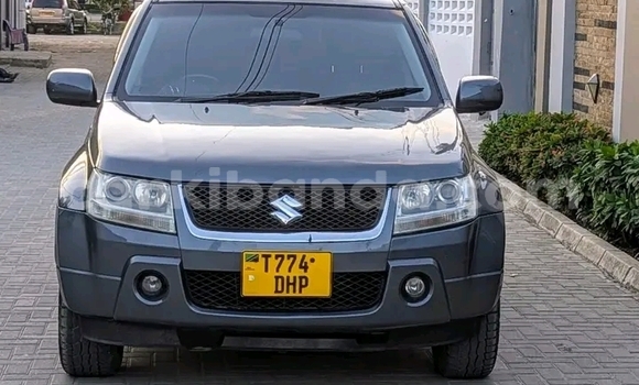 Gura Yakoze Suzuki Escudo Black Imodoka i Hoima mu Uganda Gura Yakoze Suzuki Escudo Black Imodoka i Hoima mu Uganda