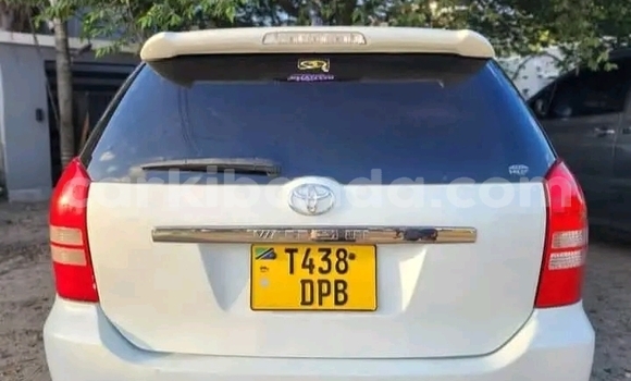 Gura Yakoze Toyota Wish White Imodoka i Arua mu Uganda Gura Yakoze Toyota Wish White Imodoka i Arua mu Uganda