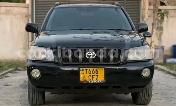 Gura Yakoze Toyota Kluger Black Imodoka i Hoima mu Uganda Gura Yakoze Toyota Kluger Black Imodoka i Hoima mu Uganda