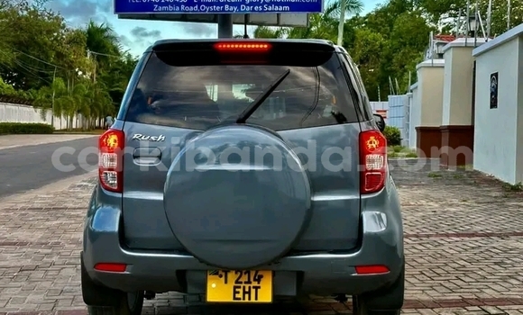 Gura Yakoze Toyota Raum Other Imodoka i Bugembe mu Eastern Gura Yakoze Toyota Raum Other Imodoka i Bugembe mu Eastern