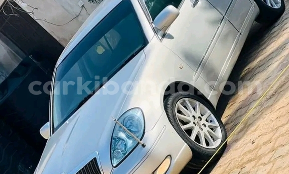 Gura Yakoze Toyota RAV4 Other Imodoka i Entebbe mu Uganda Gura Yakoze Toyota RAV4 Other Imodoka i Entebbe mu Uganda