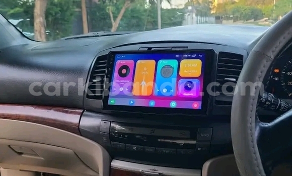 Gura Yakoze Toyota Premio Black Imodoka i Bugiri mu Eastern Gura Yakoze Toyota Premio Black Imodoka i Bugiri mu Eastern