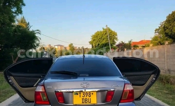 Gura Yakoze Toyota Premio Black Imodoka i Bugiri mu Eastern Gura Yakoze Toyota Premio Black Imodoka i Bugiri mu Eastern