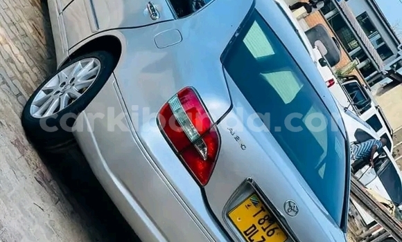 Gura Yakoze Toyota Brevis White Imodoka i Ibanda mu Western Gura Yakoze Toyota Brevis White Imodoka i Ibanda mu Western