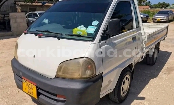 Gura Yakoze Toyota Town Ace White Imodoka i Bundibugyo mu Western Gura Yakoze Toyota Town Ace White Imodoka i Bundibugyo mu Western