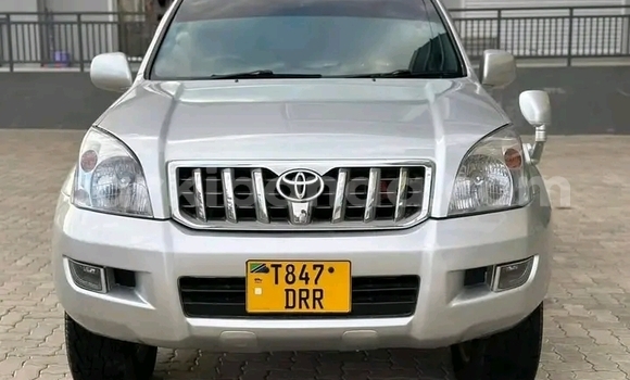 Gura Yakoze Toyota Prado Other Imodoka i Buwenge mu Eastern Gura Yakoze Toyota Prado Other Imodoka i Buwenge mu Eastern