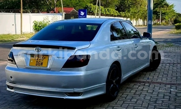 Gura Yakoze Toyota Mark II White Imodoka i Bugiri mu Eastern Gura Yakoze Toyota Mark II White Imodoka i Bugiri mu Eastern