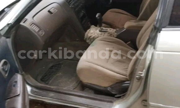 Gura Yakoze Toyota Camry Other Imodoka i Mukono mu Uganda Gura Yakoze Toyota Camry Other Imodoka i Mukono mu Uganda