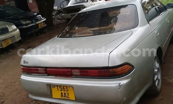 Gura Yakoze Toyota Camry Other Imodoka i Mukono mu Uganda Gura Yakoze Toyota Camry Other Imodoka i Mukono mu Uganda