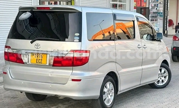 Gura Yakoze Toyota Alphard Other Imodoka i Bundibugyo mu Western Gura Yakoze Toyota Alphard Other Imodoka i Bundibugyo mu Western