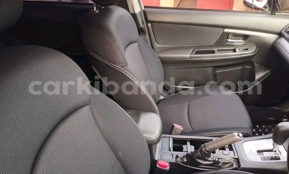 Gura Yakoze Toyota Ipsum White Imodoka i Bugiri mu Eastern Gura Yakoze Toyota Ipsum White Imodoka i Bugiri mu Eastern